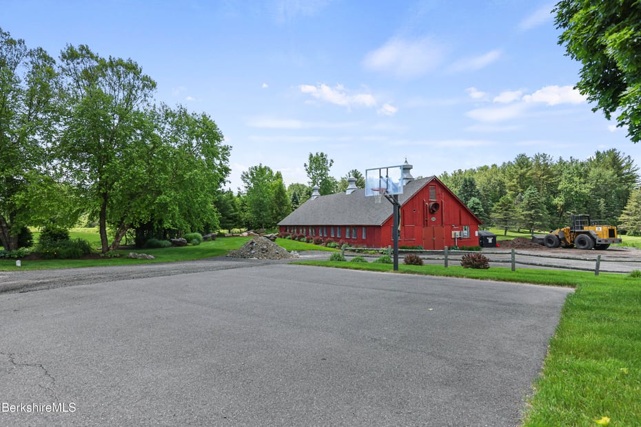 189 Red Barn Rd Photo 10