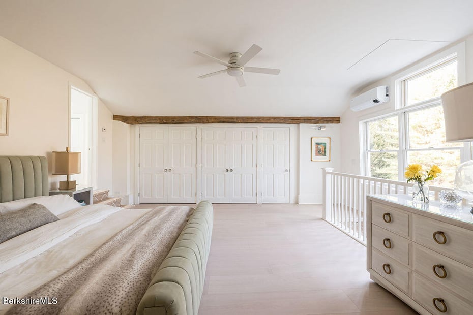 302A Egremont Plain Rd Photo 49