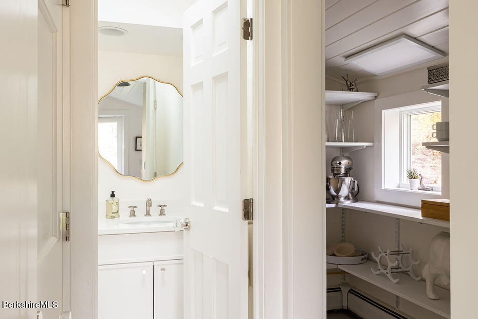 302A Egremont Plain Rd Photo 19