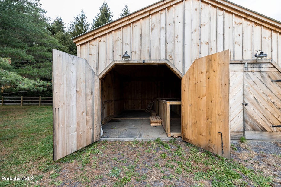 302A Egremont Plain Rd Photo 59