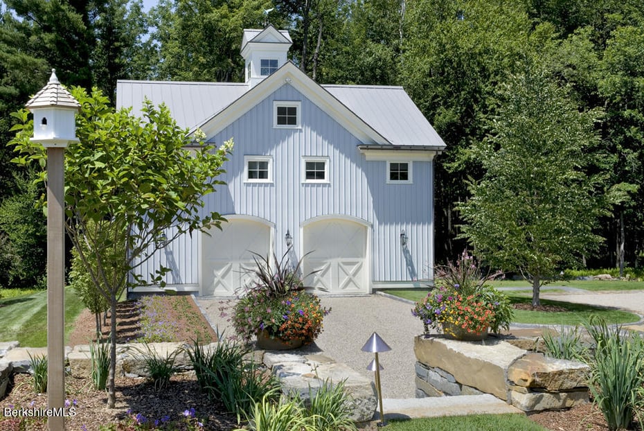 258 Sandisfield Rd Photo 39