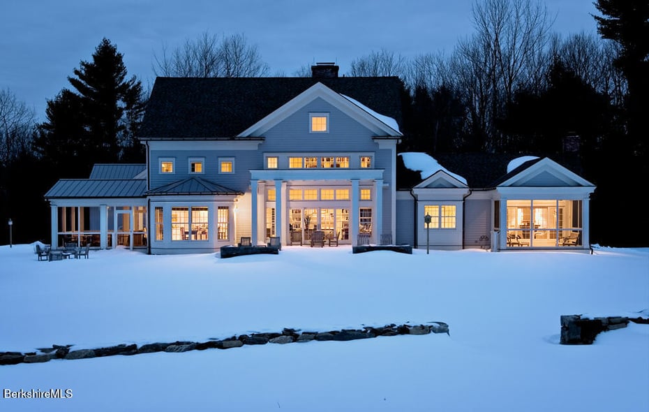 258 Sandisfield Rd Photo 6