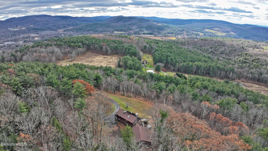 126 Temple Hill Rd Photo 1