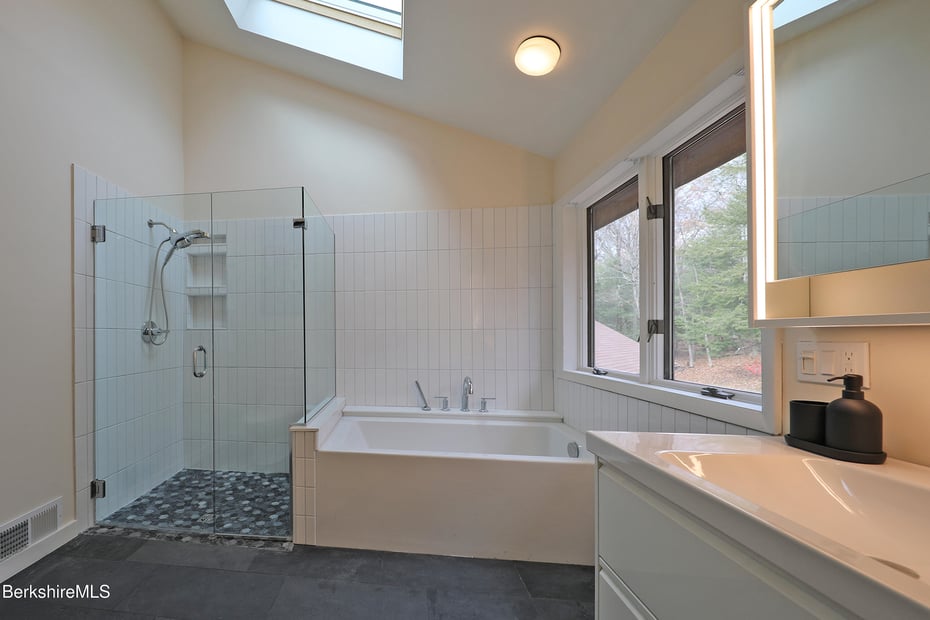 126 Temple Hill Rd Photo 56