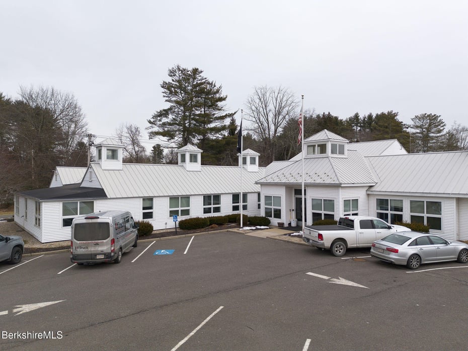 119 Salisbury Rd Photo 3