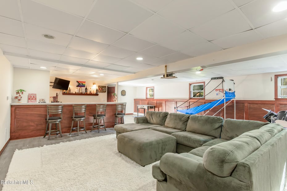 40 Curran Rd Photo 24