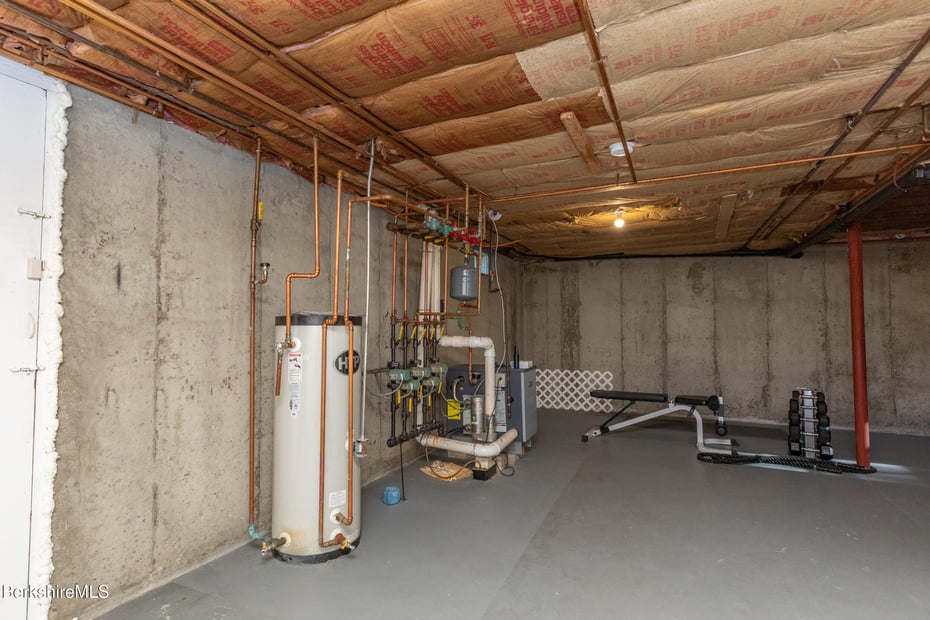 40 Curran Rd Photo 25