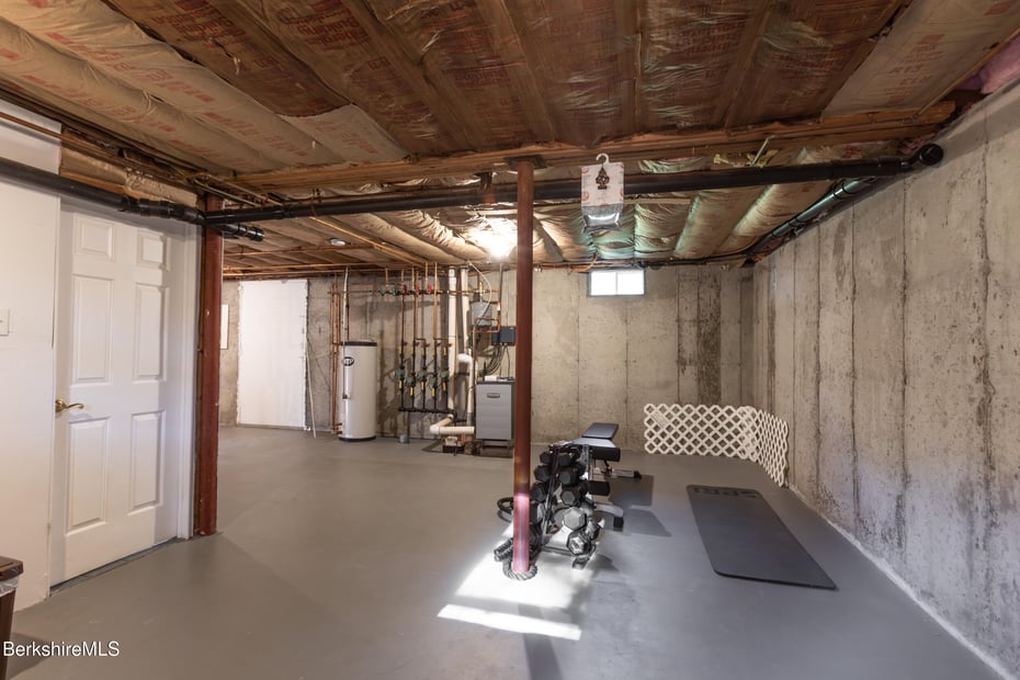 40 Curran Rd Photo 27