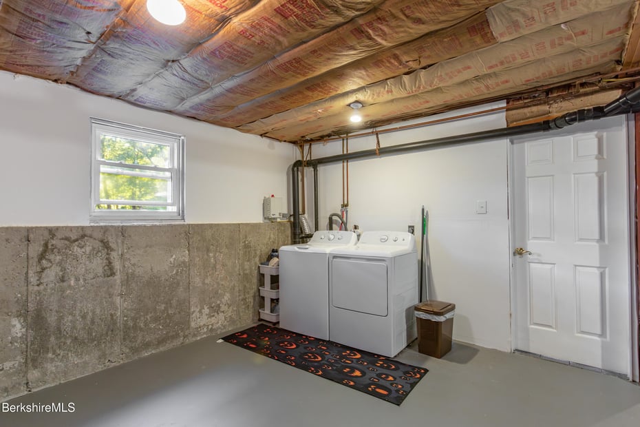 40 Curran Rd Photo 26