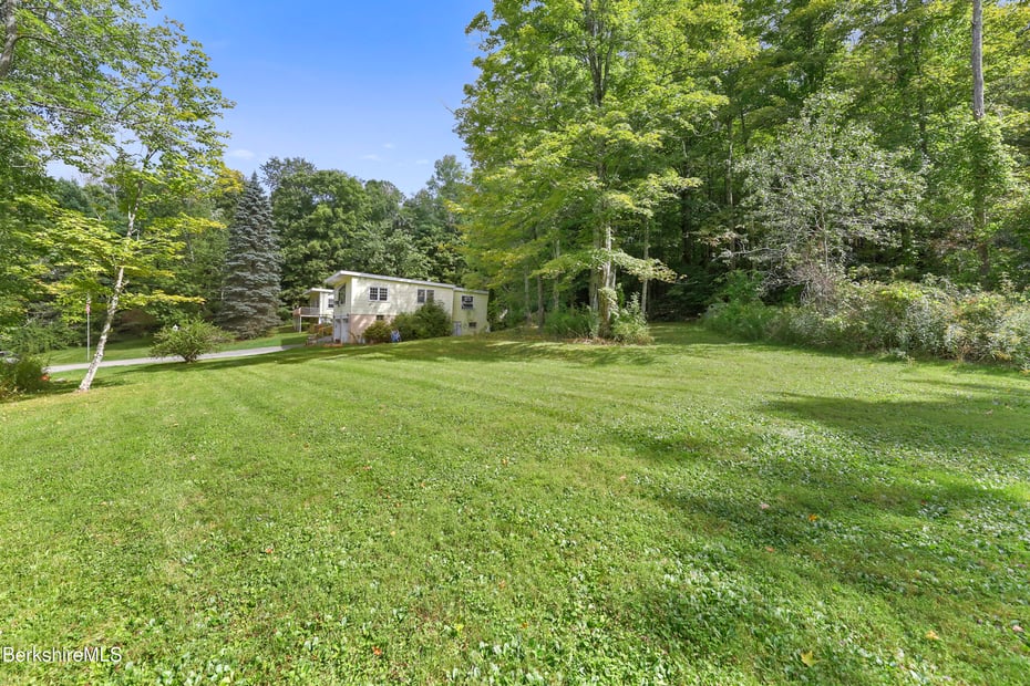 268 E Rd Photo 43