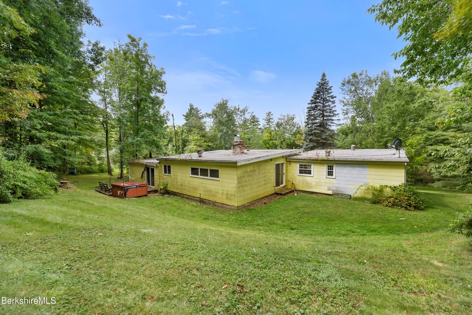 268 E Rd Photo 40