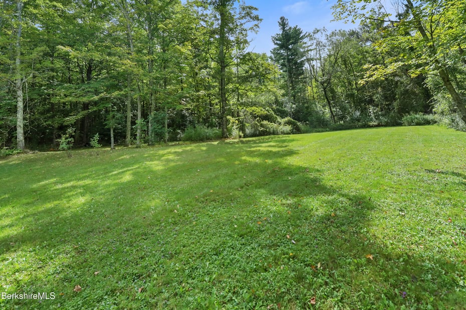 268 E Rd Photo 42