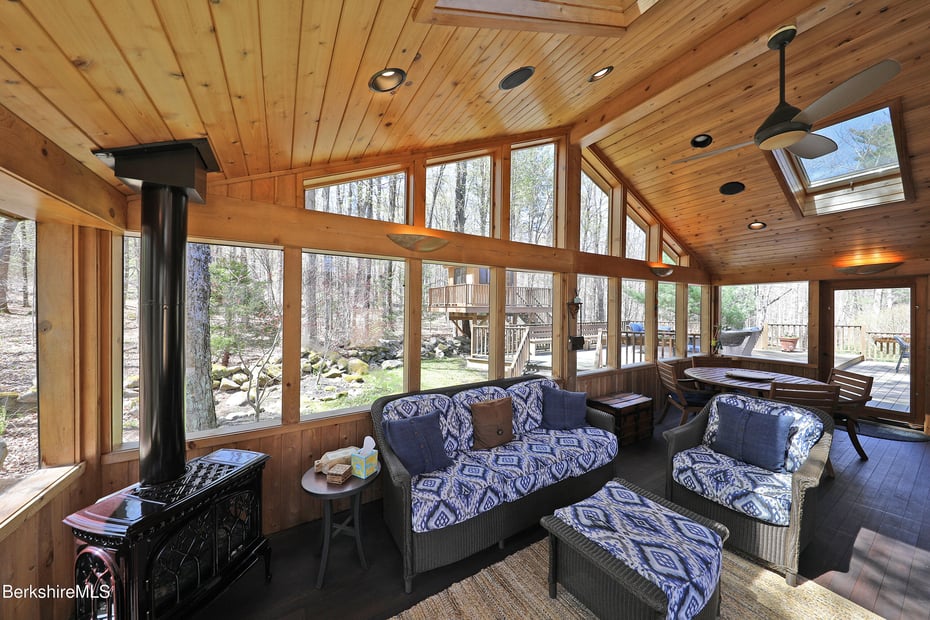 55 Mallard Dr Photo 22