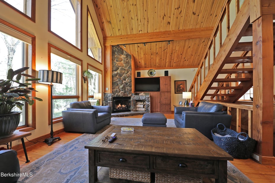 55 Mallard Dr Photo 7