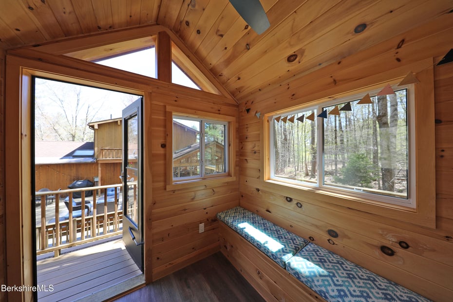 55 Mallard Dr Photo 40