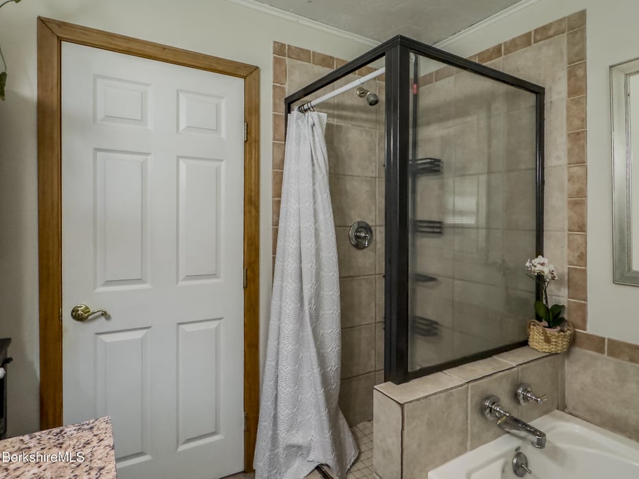 51 Fieldwood Dr Photo 19