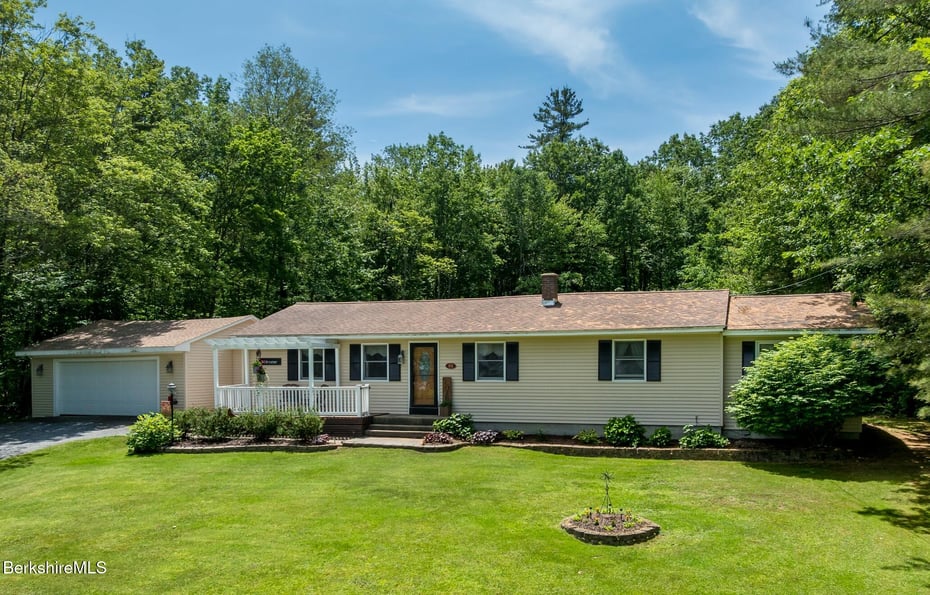 51 Fieldwood Dr Photo 1