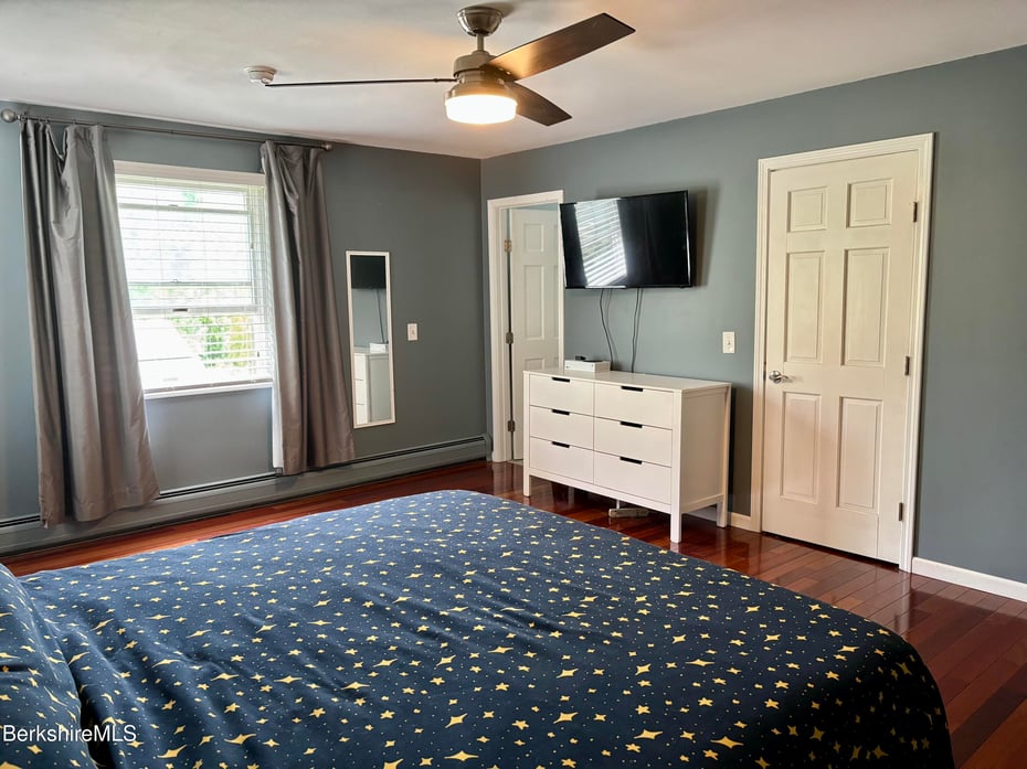 52 Hemlock Hill Photo 26