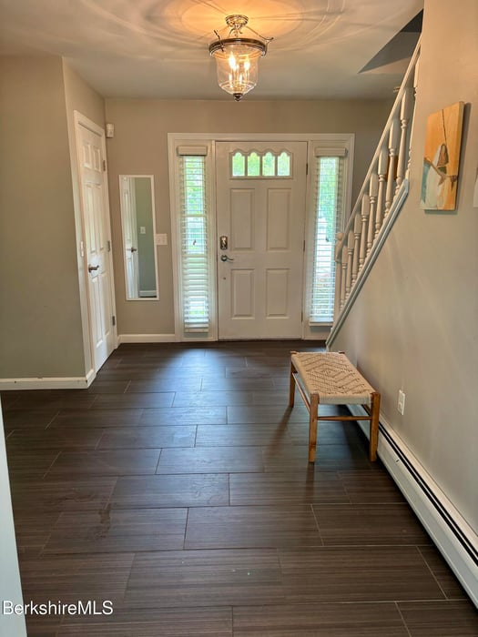 52 Hemlock Hill Photo 4