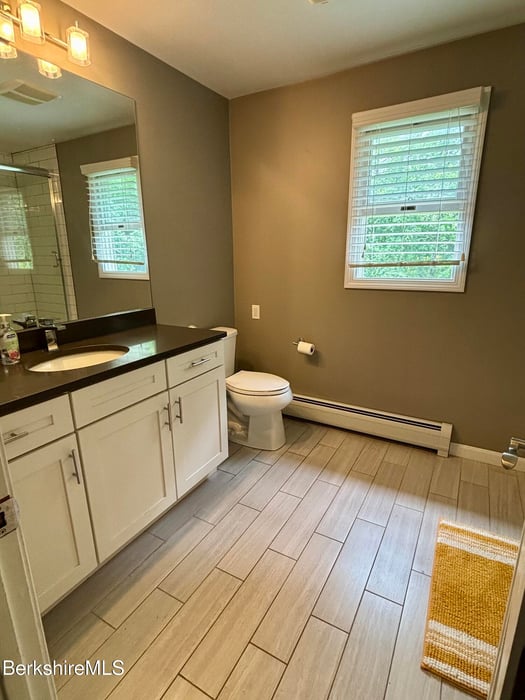 52 Hemlock Hill Photo 37