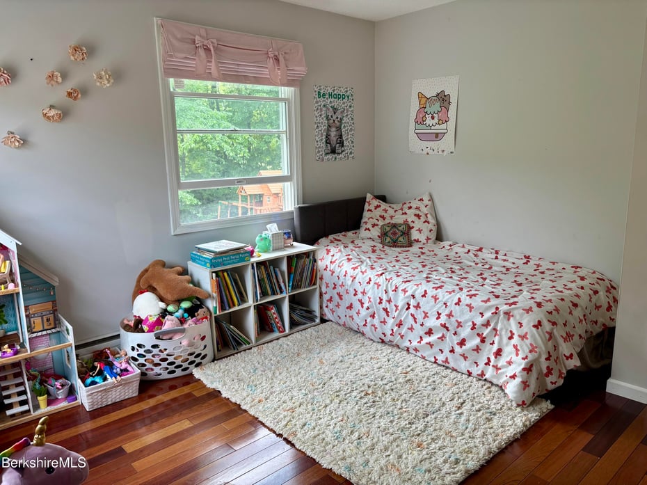 52 Hemlock Hill Photo 31