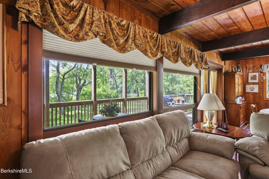 3949 Jacobs Ladder Rd Photo 5