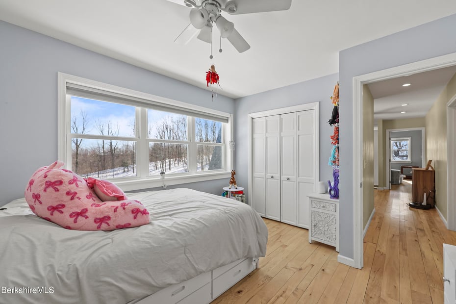 141 Griffin Hill Rd Photo 40