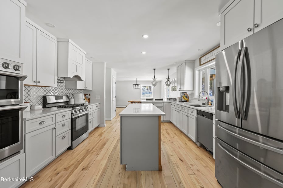 141 Griffin Hill Rd Photo 15