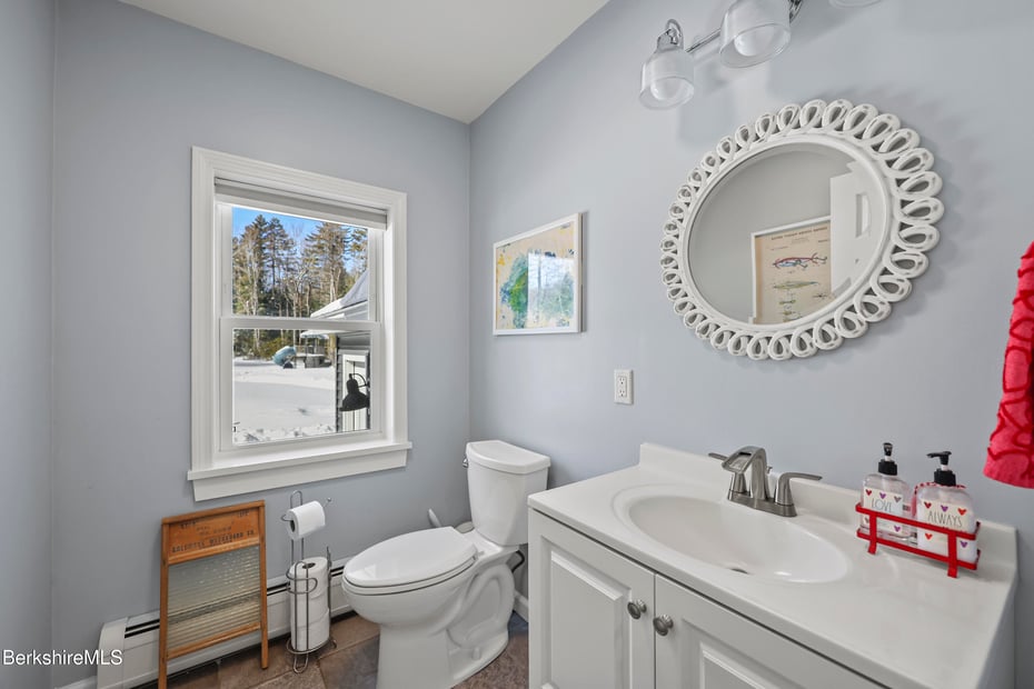 141 Griffin Hill Rd Photo 27