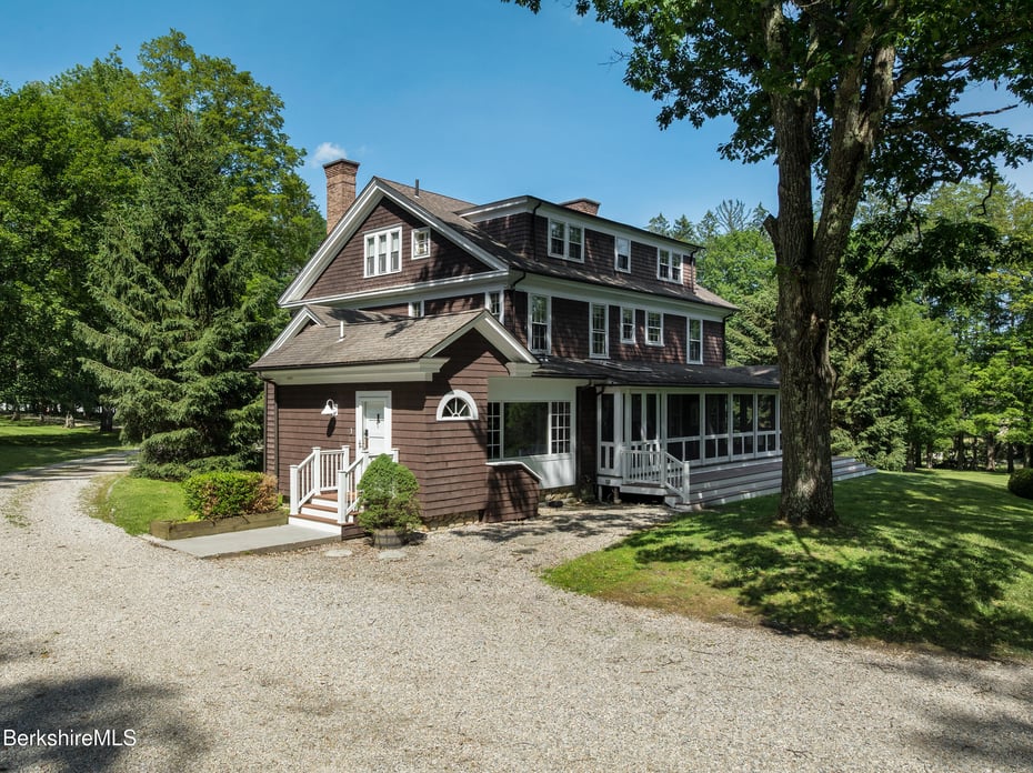 221 Bulkley St Photo 13