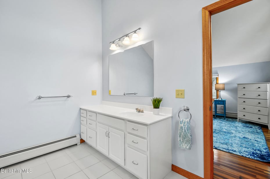 10 Katherine St Photo 22