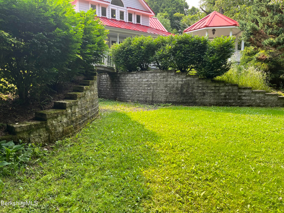 7 Poirot Rd Photo 13