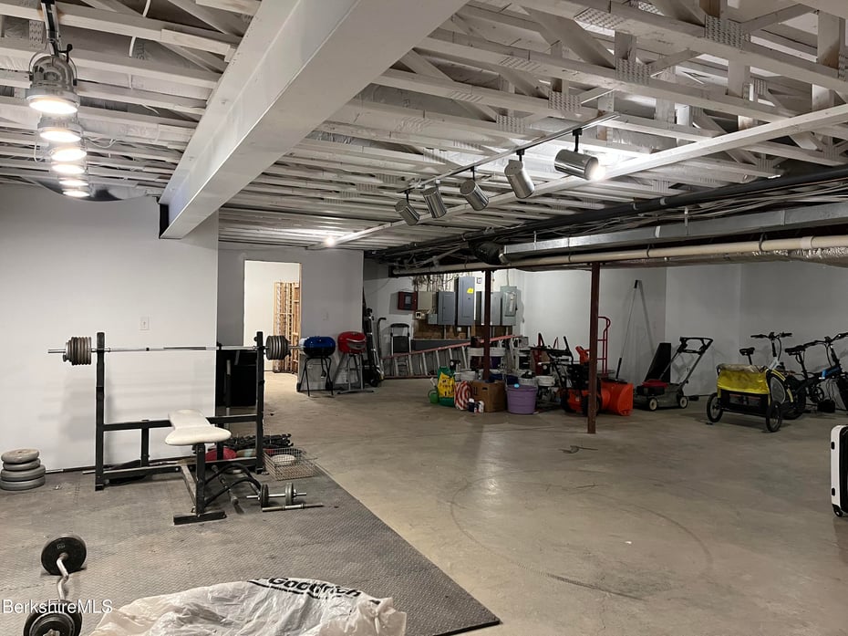 7 Poirot Rd Photo 53