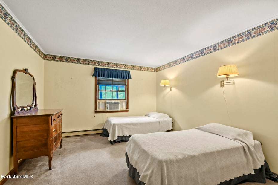 1310 Lenox Rd Photo 21