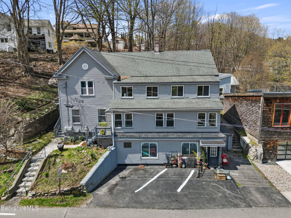 133 Front St  #1 & 2 Photo 29