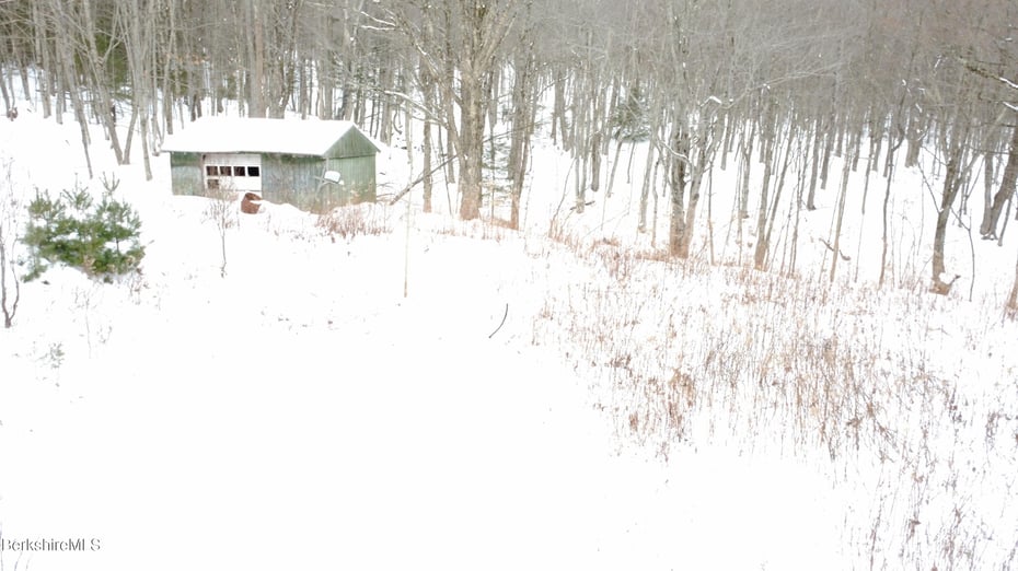 140 Strykers Rd Photo 12