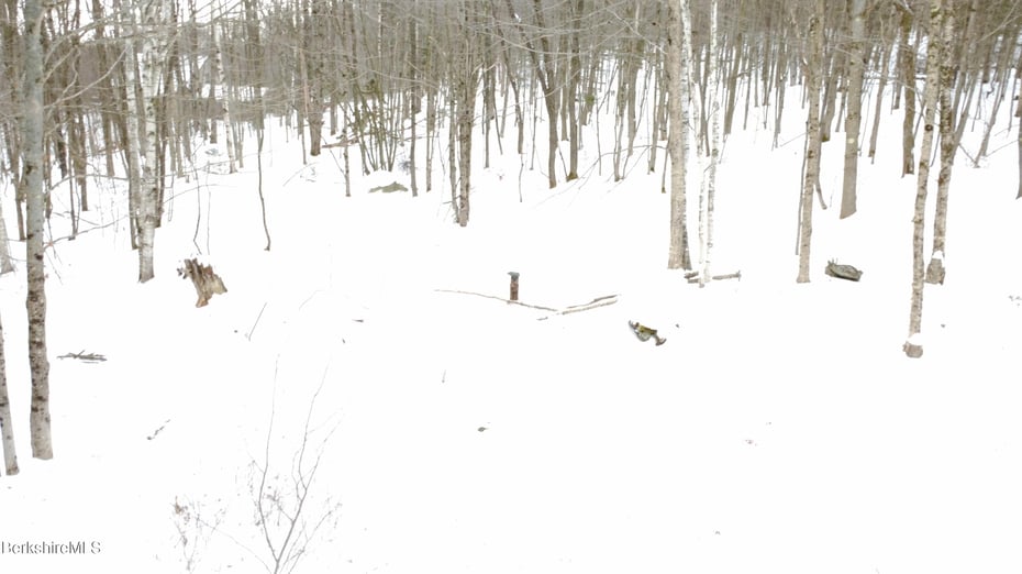 140 Strykers Rd Photo 15