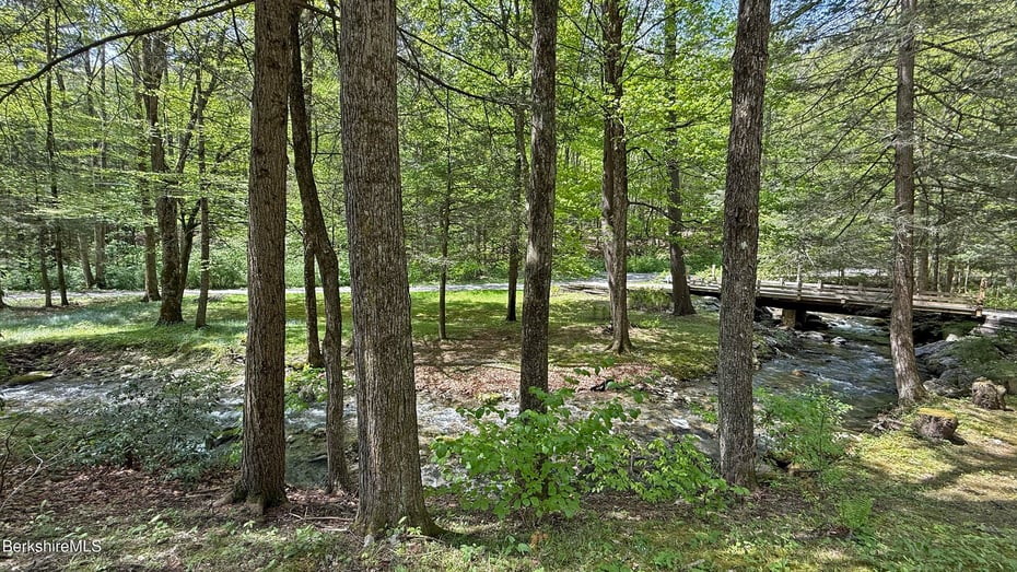 12 Harrison Calkins Rd Photo 3