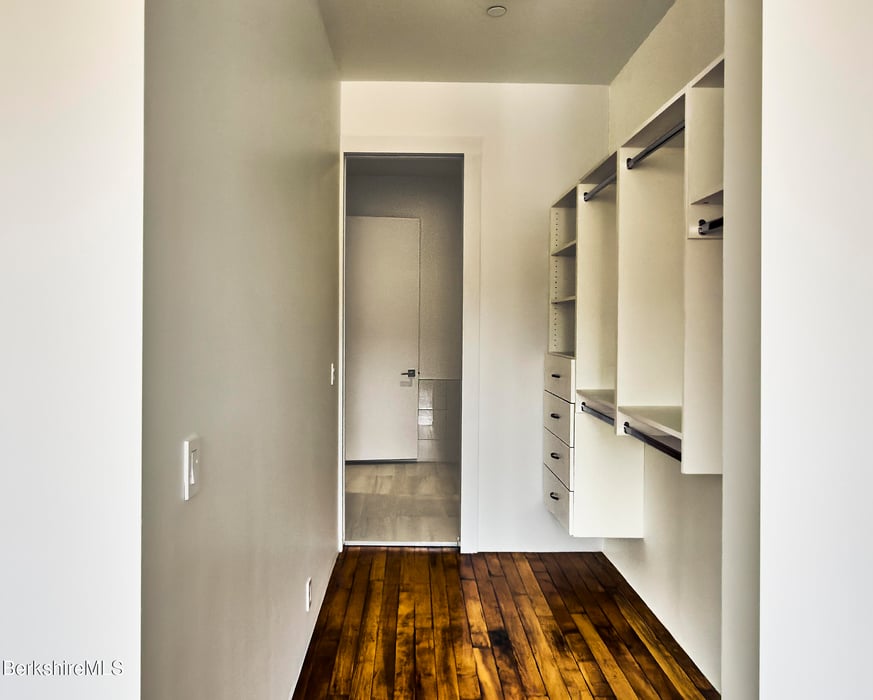 520 State Rd  #309 Photo 17