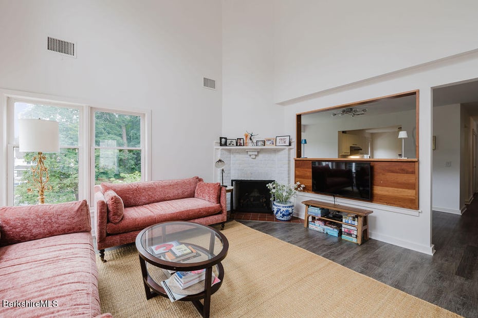 80 Taconic Ave #14 Photo 14