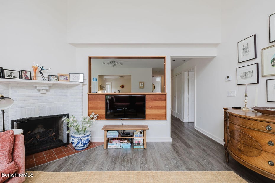 80 Taconic Ave #14 Photo 12