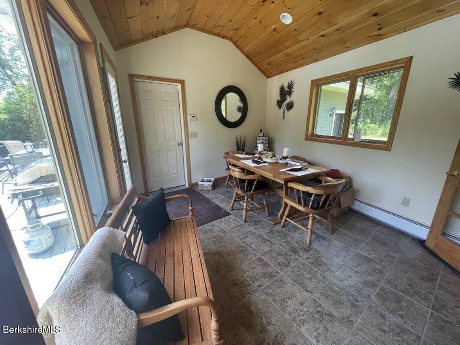 40 Willow Cove Rd Photo 12