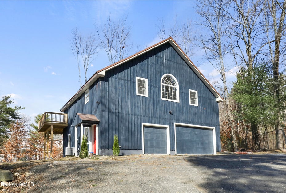 715 Peru Rd Photo 1