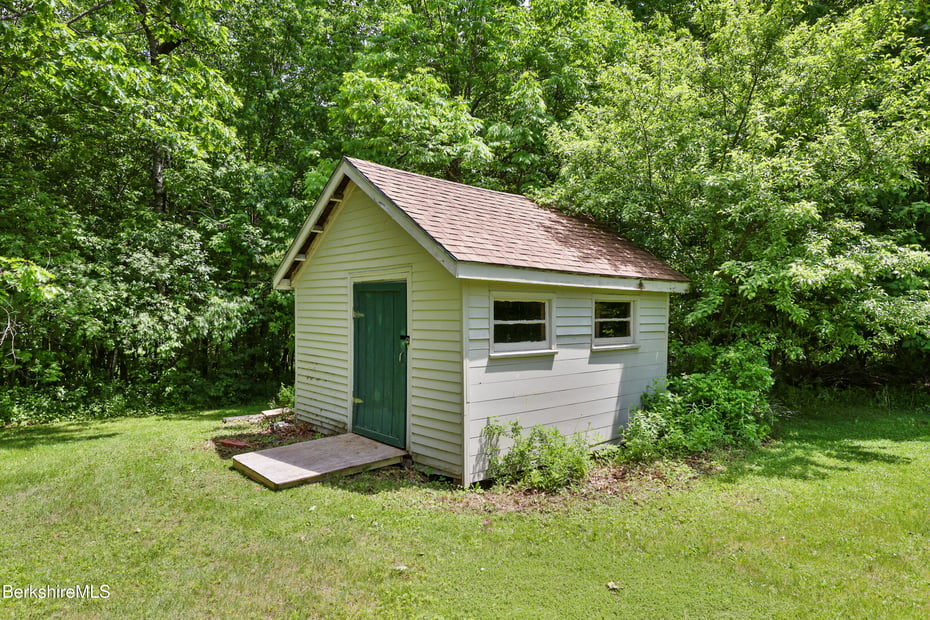 1340 North St Photo 33