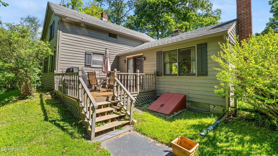 204 Cottage St Photo 23