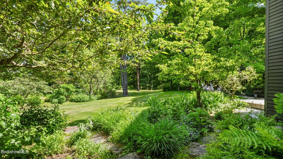 173 Hillsdale Rd Photo 33