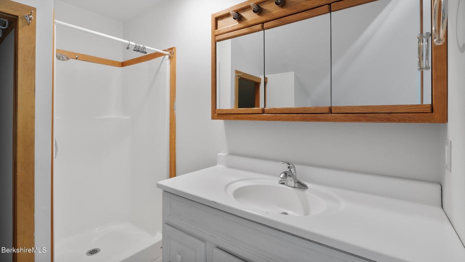 173 Hillsdale Rd Photo 80