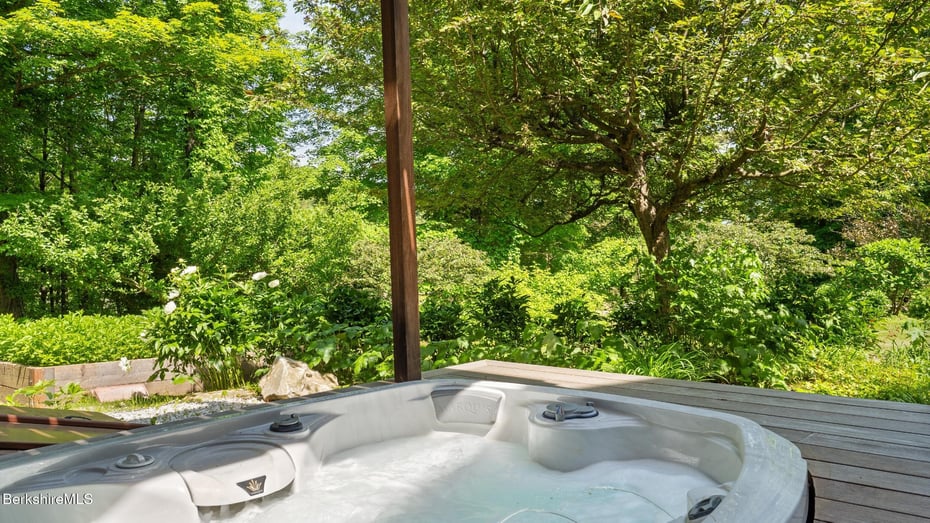 173 Hillsdale Rd Photo 28