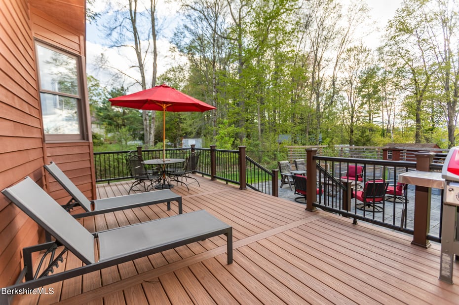 48 Lindsay Dr Photo 8