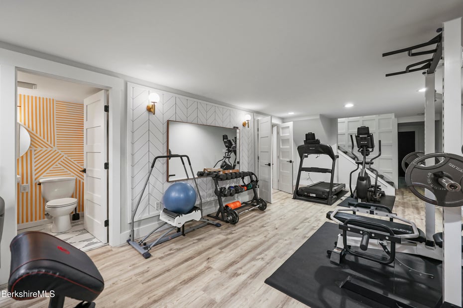 65 Johnson Rd Photo 51